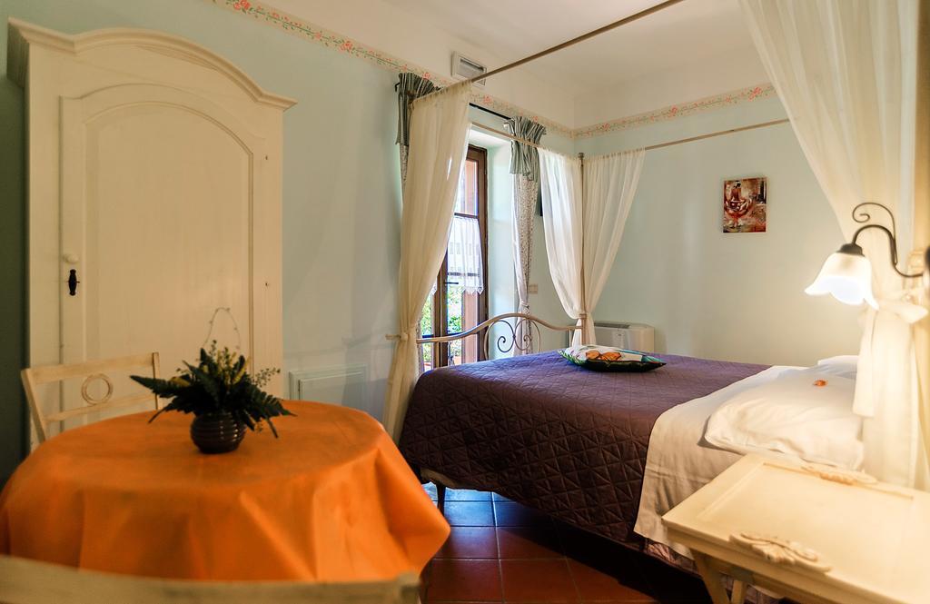 B&B 8380 Saturnia Terme Exterior photo