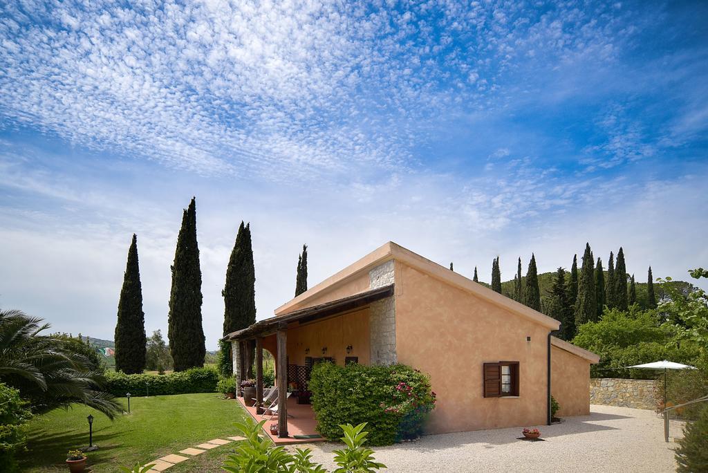B&B 8380 Saturnia Terme Exterior photo