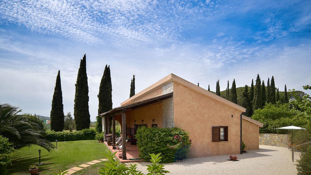 B&B 8380 Saturnia Terme Exterior photo